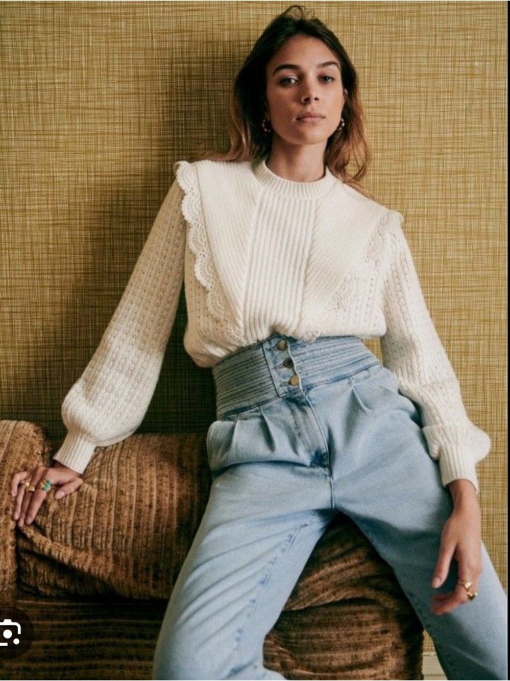 Sezane Sidney Pant in Blue Snow -Light Blue High-Rise Pleated Waist Jeans